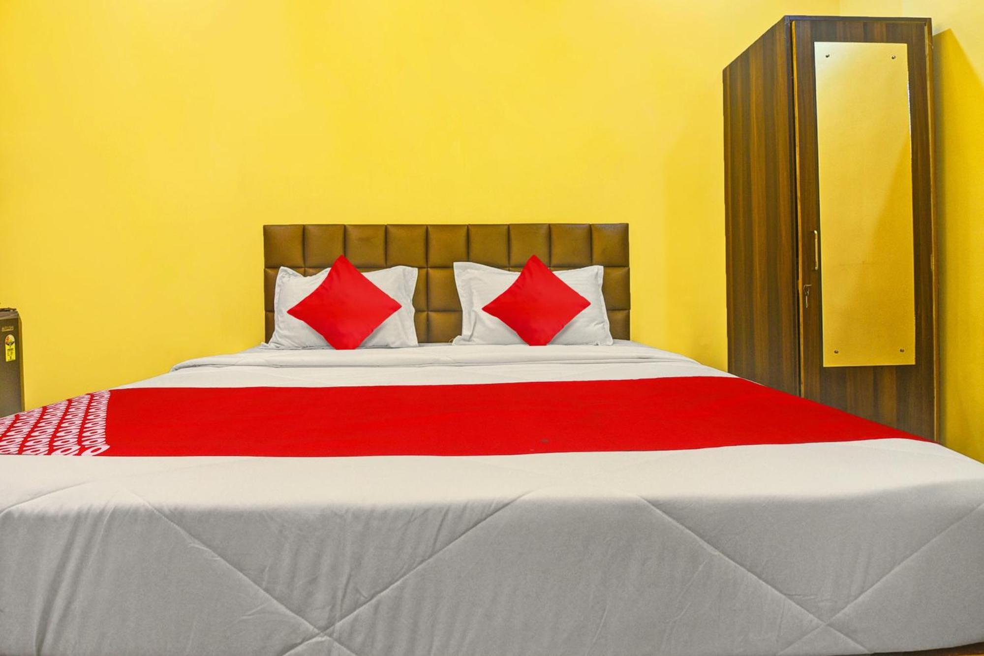 Peppy Guest House 卡兰古特 外观 照片